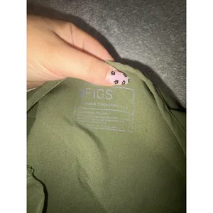 figs mens tansen jogger Large Short Pants scrubs set Dark Olive chisec top Large thumbnail 6
