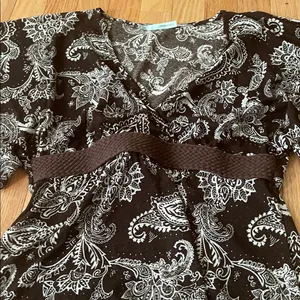 y2k Maurices Babydoll Top Womens Medium Brown White Paisley Print Boho Prairie thumbnail 3