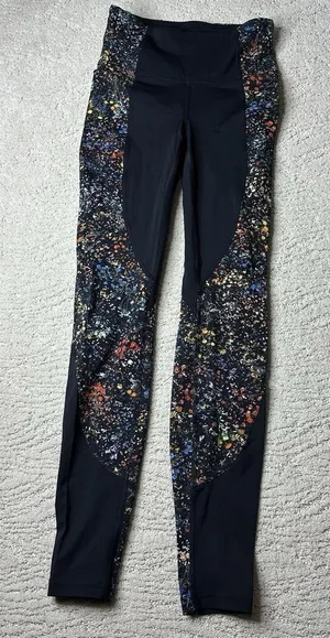 Women's Lululemon 4 Wake And‎ Train Tight 28" Floral Athletic Yoga Running thumbnail 1