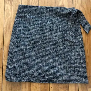 LOFT Outlet Black Speckled Textured Skirt S thumbnail 1