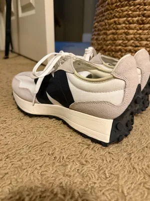 New Balance 327 Women’s thumbnail 4