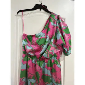 NWT SugarLips Large Pitaya Berry‎ Meara One Shoulder Satin Maxi Dress Satin thumbnail 7