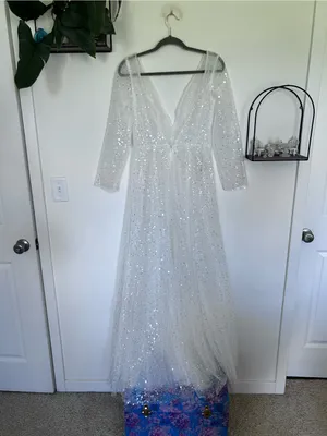 NWT Merry’s Bridal White Sequin Sheer V Neck Long Sleeve Wedding Gown Size 8 thumbnail 2