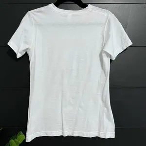 LAS VEGAS T-Shirt Top. Neutral Coloring. Women’s Size M. Like New! thumbnail 2