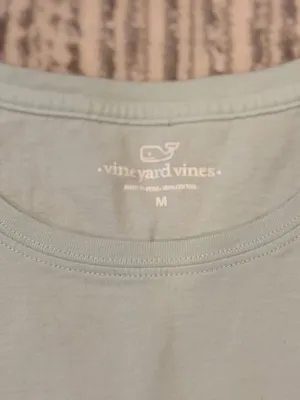 Vineyard Vines women's medium blue long sleeve shirt thumbnail 3