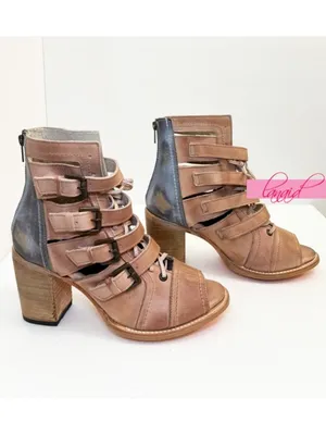 Freebird Braeden Blush Leather Tan Distressed Edgy Buckles Low Heel Sandals 10 thumbnail 11