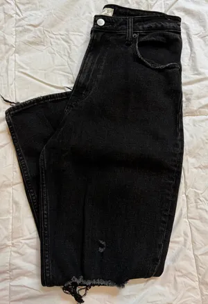 Abercrombie Mom High-Rise Black Jeans Curve Love thumbnail 2