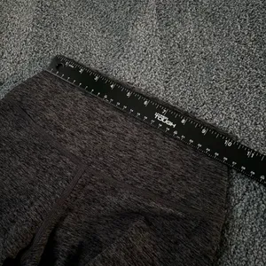 Alo Yoga Alosoft High-Waist 7/8 Heather Gray Highlight Leggings thumbnail 9
