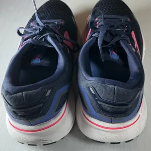 Brooks Women's Athletic Shoes in Black and Pink b52 thumbnail 4