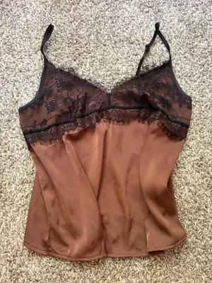 SheIn Lace camisole thumbnail 1