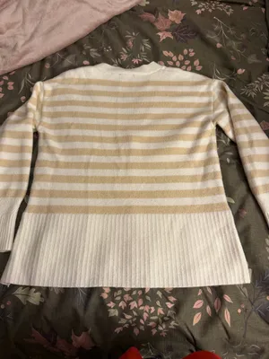 Tahari Cardigan Sweater thumbnail 6
