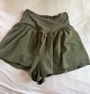 Aerie Shorts Crossover thumbnail 1