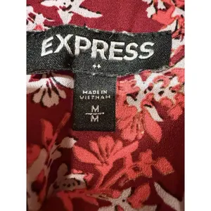 Express red and white floral printed keyhole halter Top Blouse Size Medium thumbnail 6