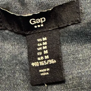 GAP Women’s Blue Chambray Button Detail Denim Shirt Dress Sz M thumbnail 2