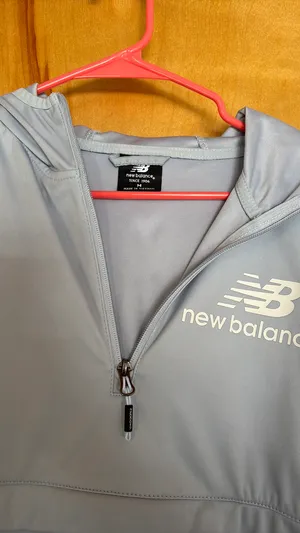 New Balance Windbreaker Women’s Jacket thumbnail 3
