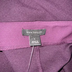 Ann Taylor Plum Jersey Knit‎ Fitted Top Size Large thumbnail 2