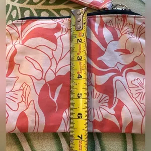 Handmade Tropical Floral Pouch and Face Mask Set Coral Pink White Zippered Wristlet 2pc thumbnail 6