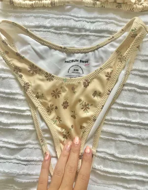 PacSun Bikini thumbnail 4