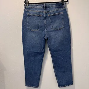 Abercrombie & Fitch Size 32/14 The Mom Hi Rise Curve Love‎ Distressed Denim Jeans thumbnail 9