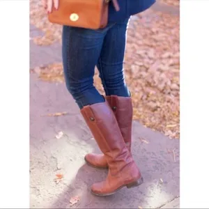 New Frye Marissa Medallion Boots thumbnail 3