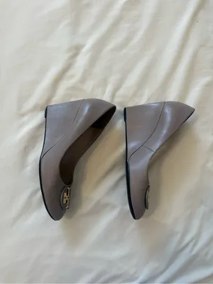 Tory Burch | Luna Taupe Gold-Accent Leather Wedges | 7 thumbnail 4