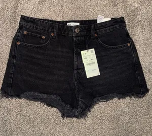 Zara Black Denim Raw Hem High Rise Shorts thumbnail 1