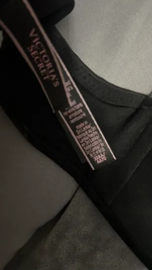 Victoria's Secret Bra thumbnail 4