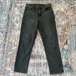 American Eagle Outfitters Mom Jean in Black Wash Charcoal Grey Size 8 thumbnail 4