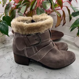 Josef Seibel Womens Brown Suede Faux Fur Ankle Boots Size 40 Buckle Strap Zip Up thumbnail 3