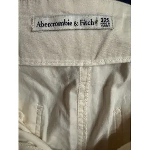 Abercrombie & Fitch 100% Cotton High Rise Wide Leg Pleated Trousers Cream 32S thumbnail 3