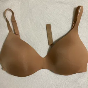 SKIMS Wireless Push Up Bra 36D thumbnail 2