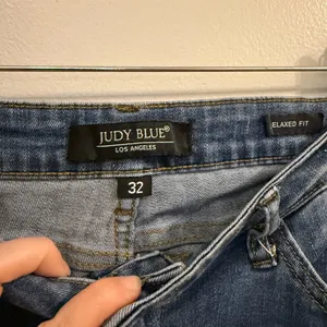 Judy Blue Medium Wash Skinny Straight Relaxed Fit Jeans Size 32 thumbnail 7