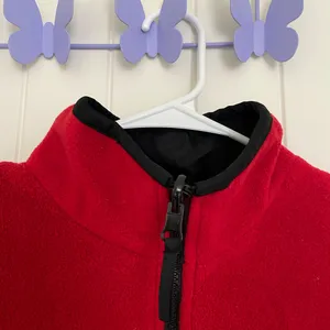 EUC Women’s red black fleece full zip vest warm winter fashion large/XL‎ thumbnail 2