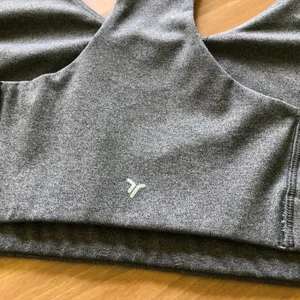 Old Navy Medium Support PowerSoft Sports Bra thumbnail 3