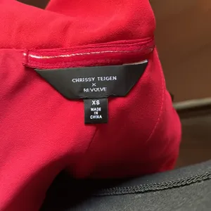 Chrissy Teigen X Revolve sexy red dress size xs​ EaiC thumbnail 6