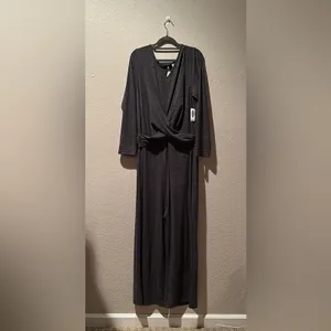 NWT Old Navy Charcoal Gray Twist-Front Wrap Jumpsuit sz XL thumbnail 3