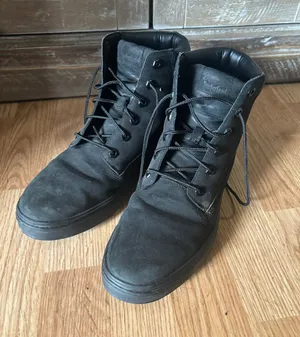 Timberland Women’s Black  Boots thumbnail 1