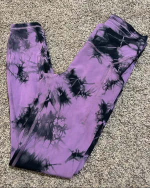 Lululemon Power Thru High-Rise Tight 25" size 6 thumbnail 1