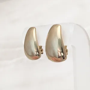 Vintage Clip On Earrings Slightly Curved Stylish Gold Tone Large Chunky - Marks thumbnail 2
