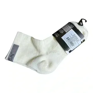 Stone Mountain Accessories Ivory women’s Socks size small. thumbnail 2