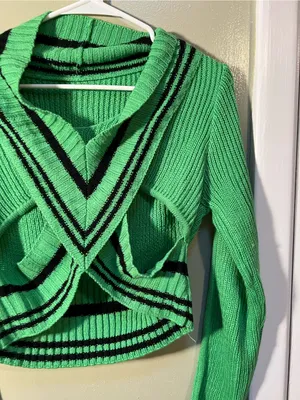 Women’s Size XL V-Neck Cut Out Sweater Green Black Stripes Ribbed Long Sleeve thumbnail 4