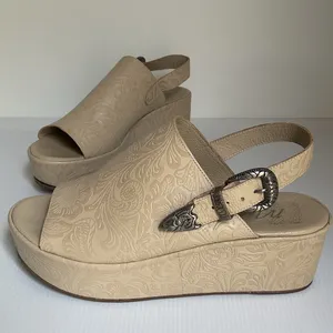 Matisse Embossed Wedge Western Sandals Leather Beige Platform Made in Brazil Sz9 thumbnail 2