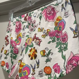 Disney Alice in Wonderland White Graphic Print Pajama Sleep Shorts - S thumbnail 7
