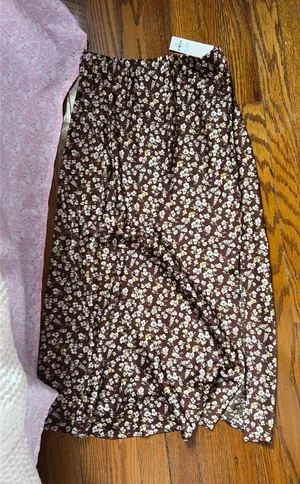 Francesca's Skirt Floral thumbnail 1