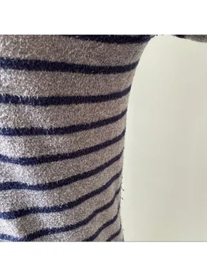 Gap Gray and Navy Stripe V Neck Sweater thumbnail 6