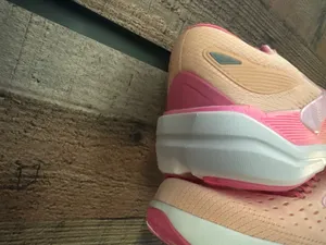 Brooks shoes Ghost Max 9 Pink thumbnail 5