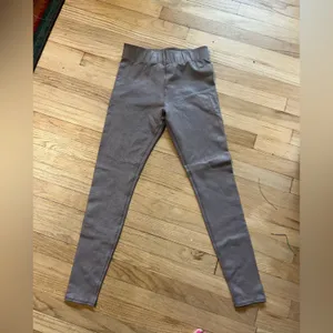 Alo Yoga Faux Leather Airbrush High-Waist Leggings “Hot Cocoa” thumbnail 5