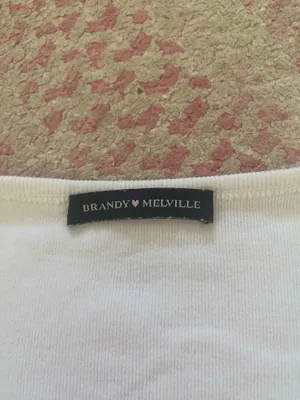 Cropped Brandy Melville T-Shirt thumbnail 2