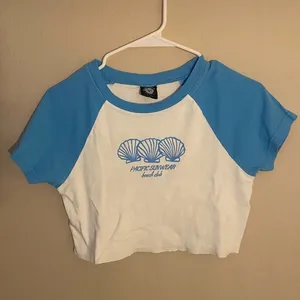 PacSun Seashell Crop Baby T-Shirt thumbnail 2