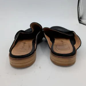 Free People At Ease Black Leather Snakeskin‎ Embossed Loafer Mules EU 37 Womens thumbnail 5